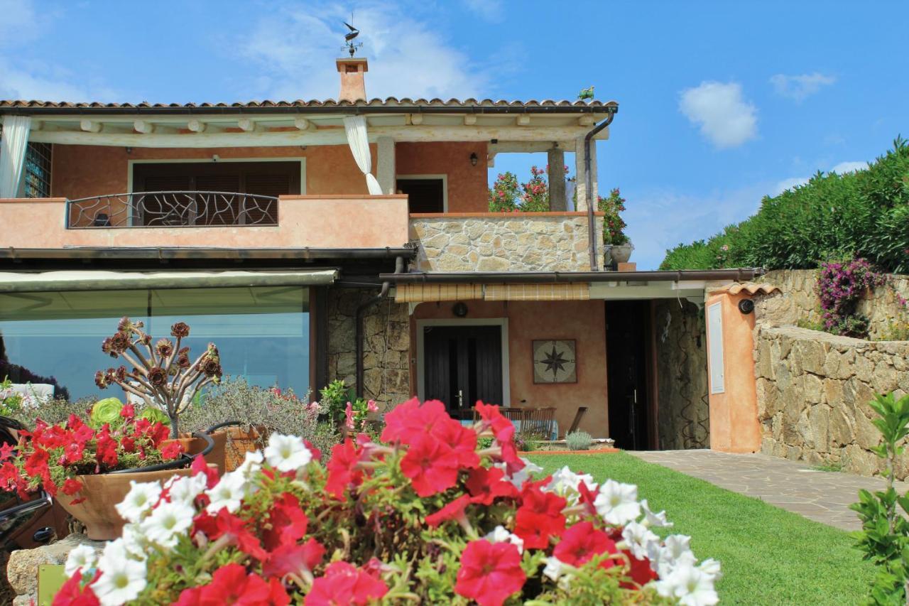 Villa Claude&Kate's dream house à Porto San Paolo  Extérieur photo
