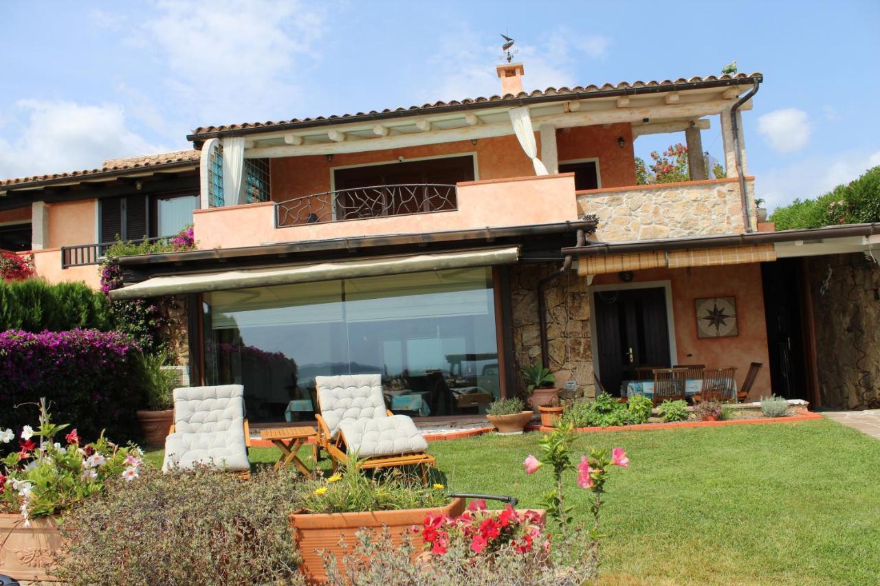 Villa Claude&Kate's dream house à Porto San Paolo  Extérieur photo